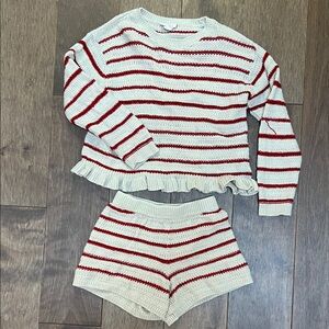 Jessica Simpson matching too and shorts set